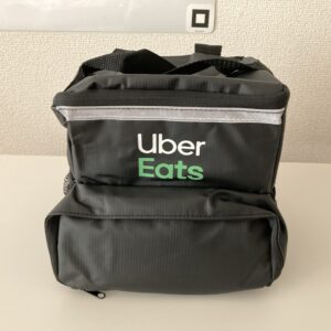 UberEatsポーチ(正面)
